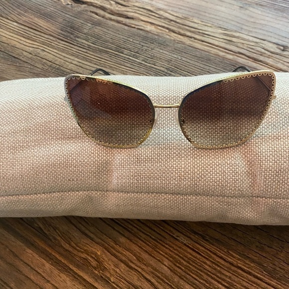 Dolce Gabbana Sunglasses - Picture 2 of 5